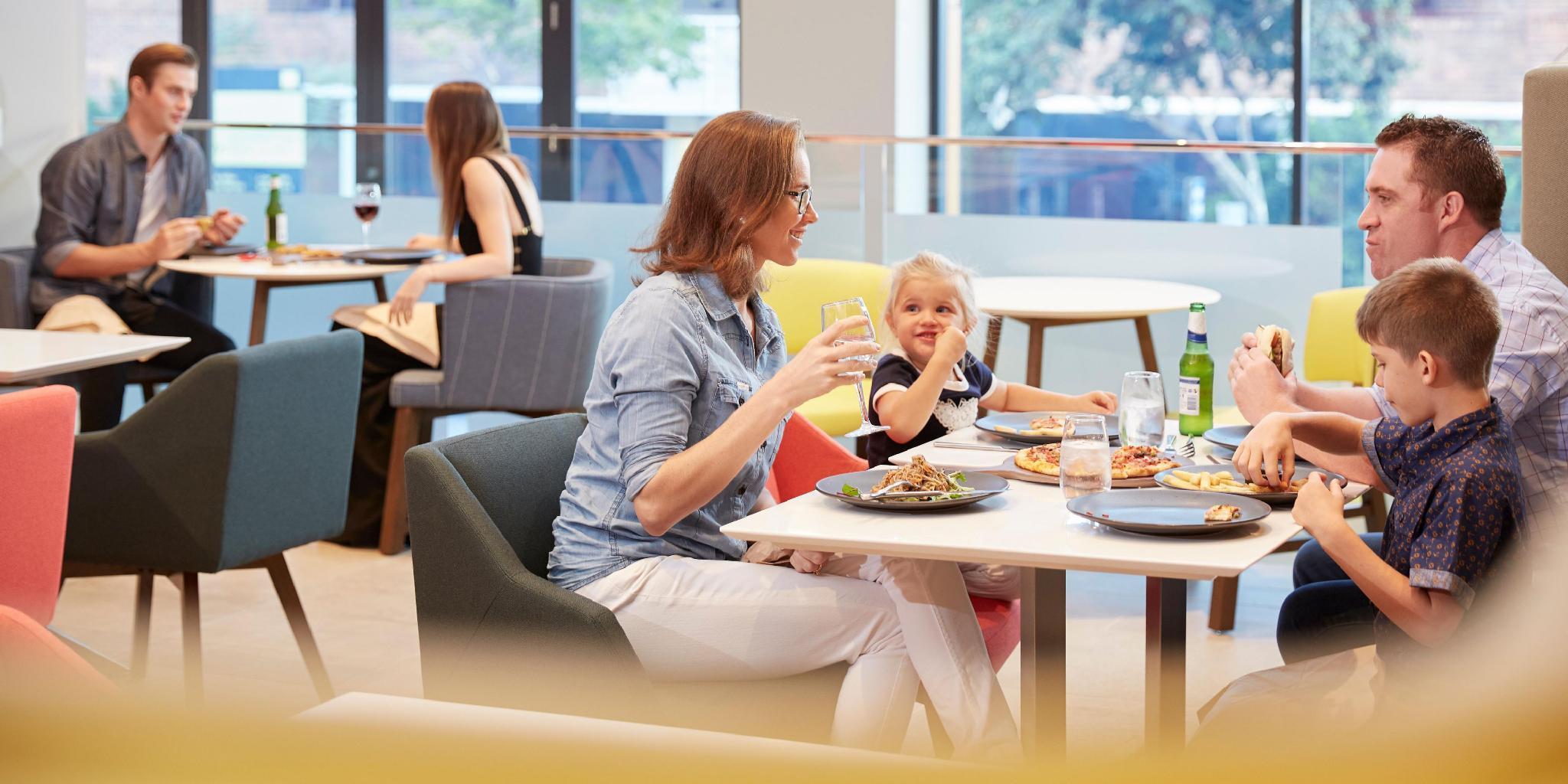 Hotel Holiday Inn Express Brisbane Central By Ihg Brisbane