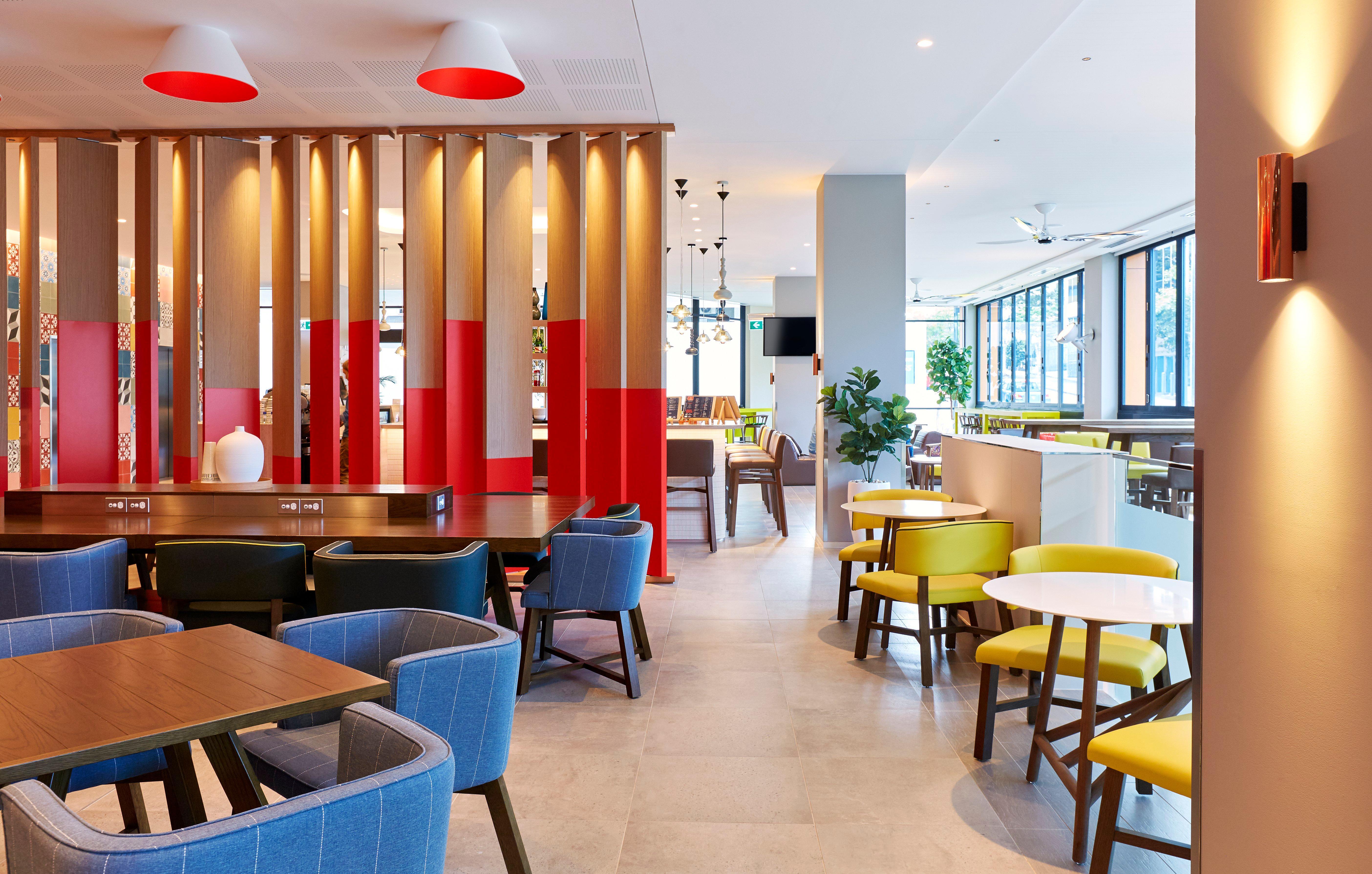 Holiday Inn Express Brisbane Central By Ihg 4*