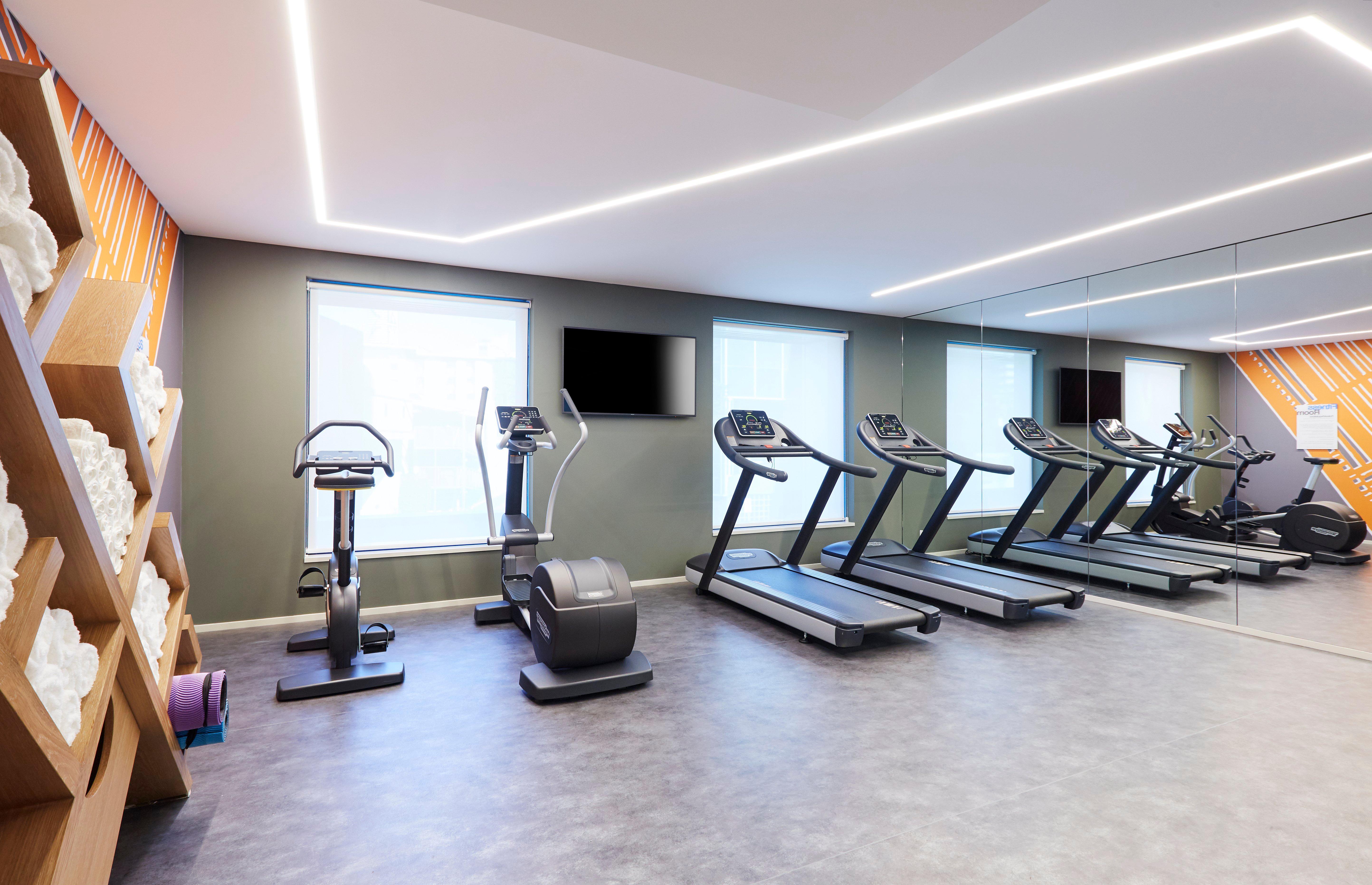 Holiday Inn Express Brisbane Central By Ihg 4* Brisbane