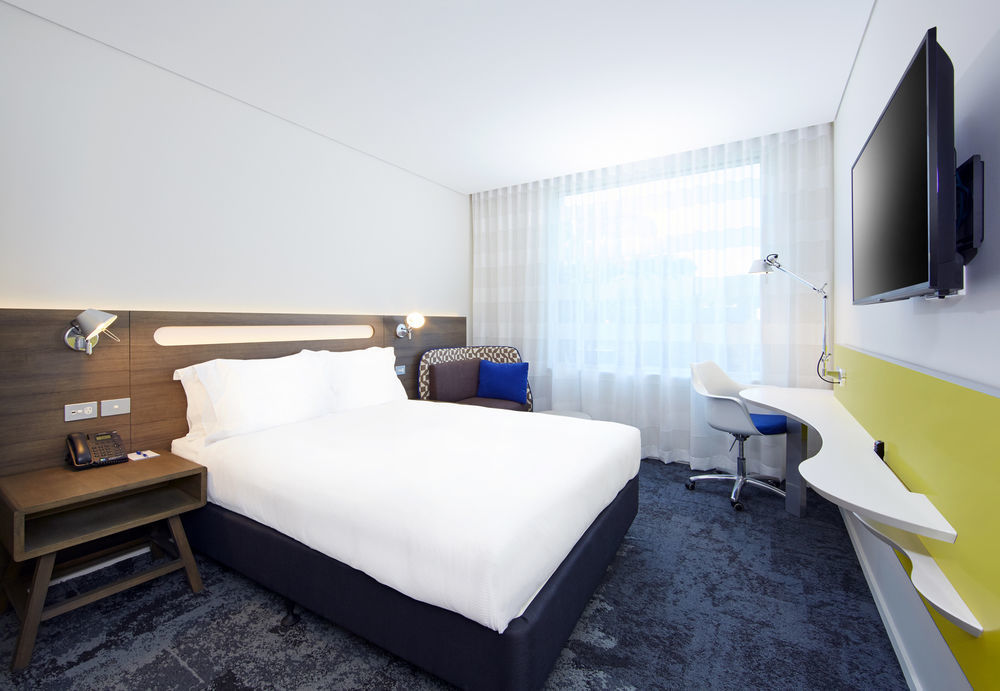 Holiday Inn Express Brisbane Central By Ihg 4*