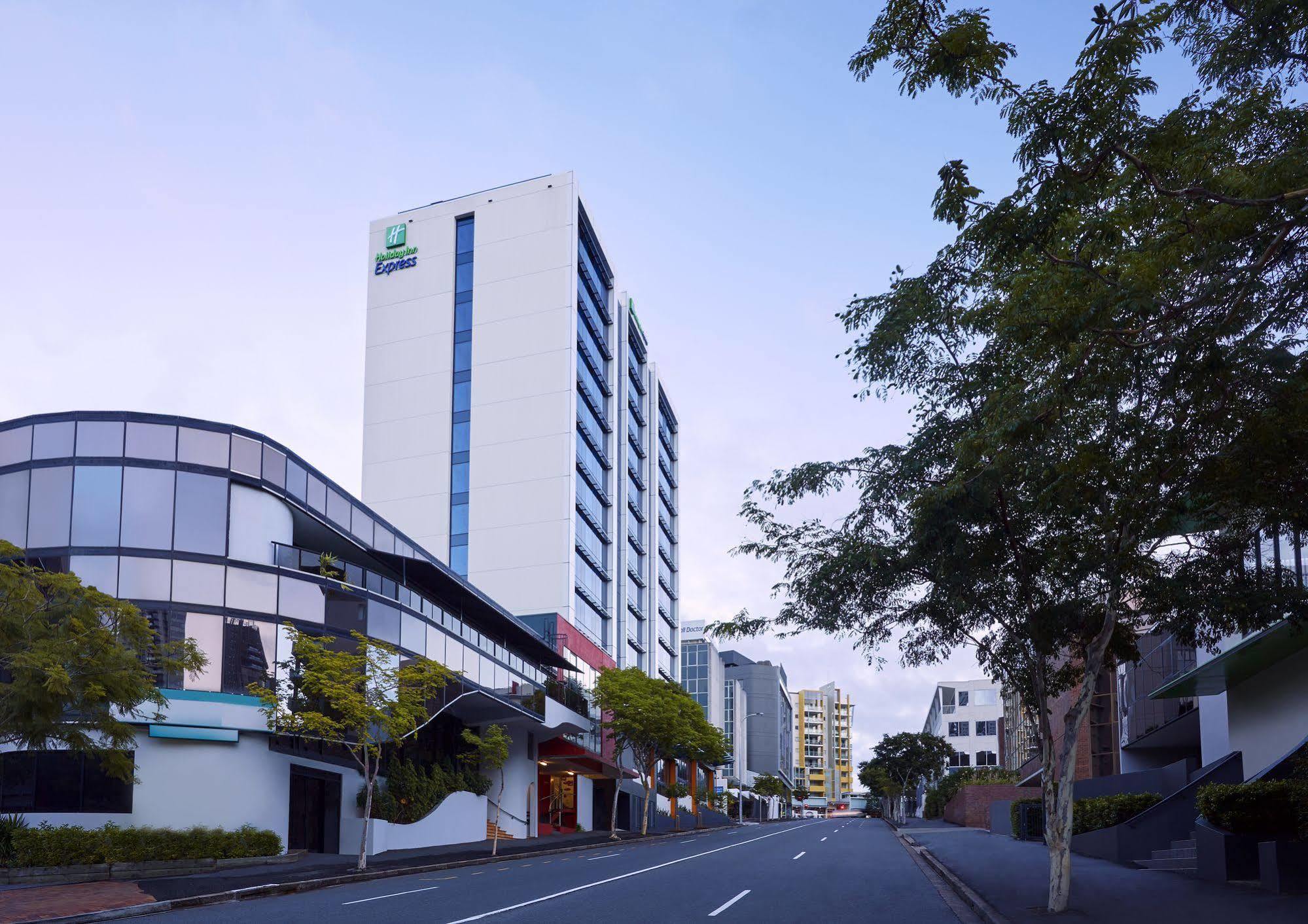 Holiday Inn Express Brisbane Central By Ihg 4* Brisbane