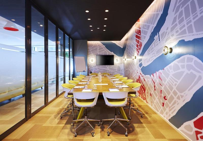 Holiday Inn Express Brisbane Central By Ihg Hotel Brisbane