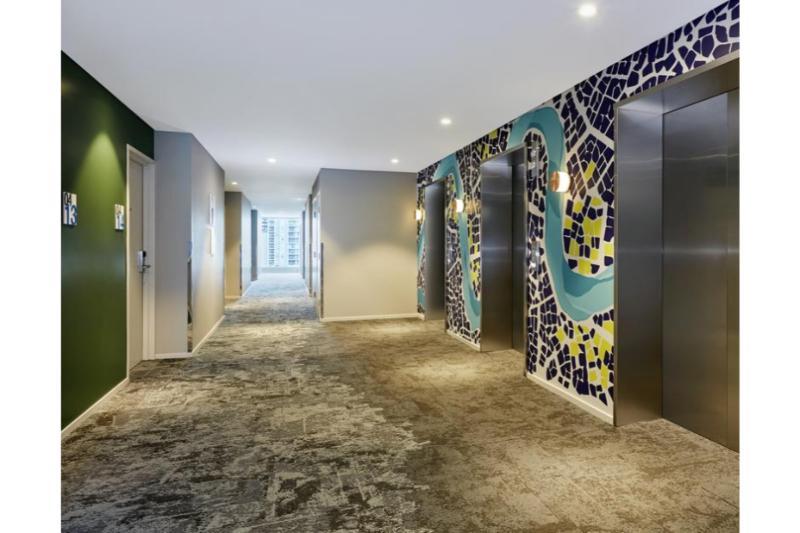 Holiday Inn Express Brisbane Central By Ihg 4*